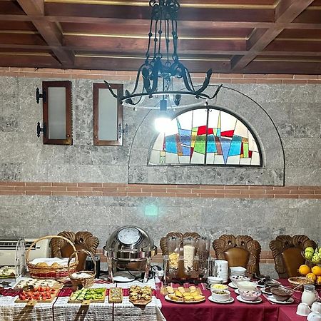 Brilant Antik Hotel ティラナ エクステリア 写真