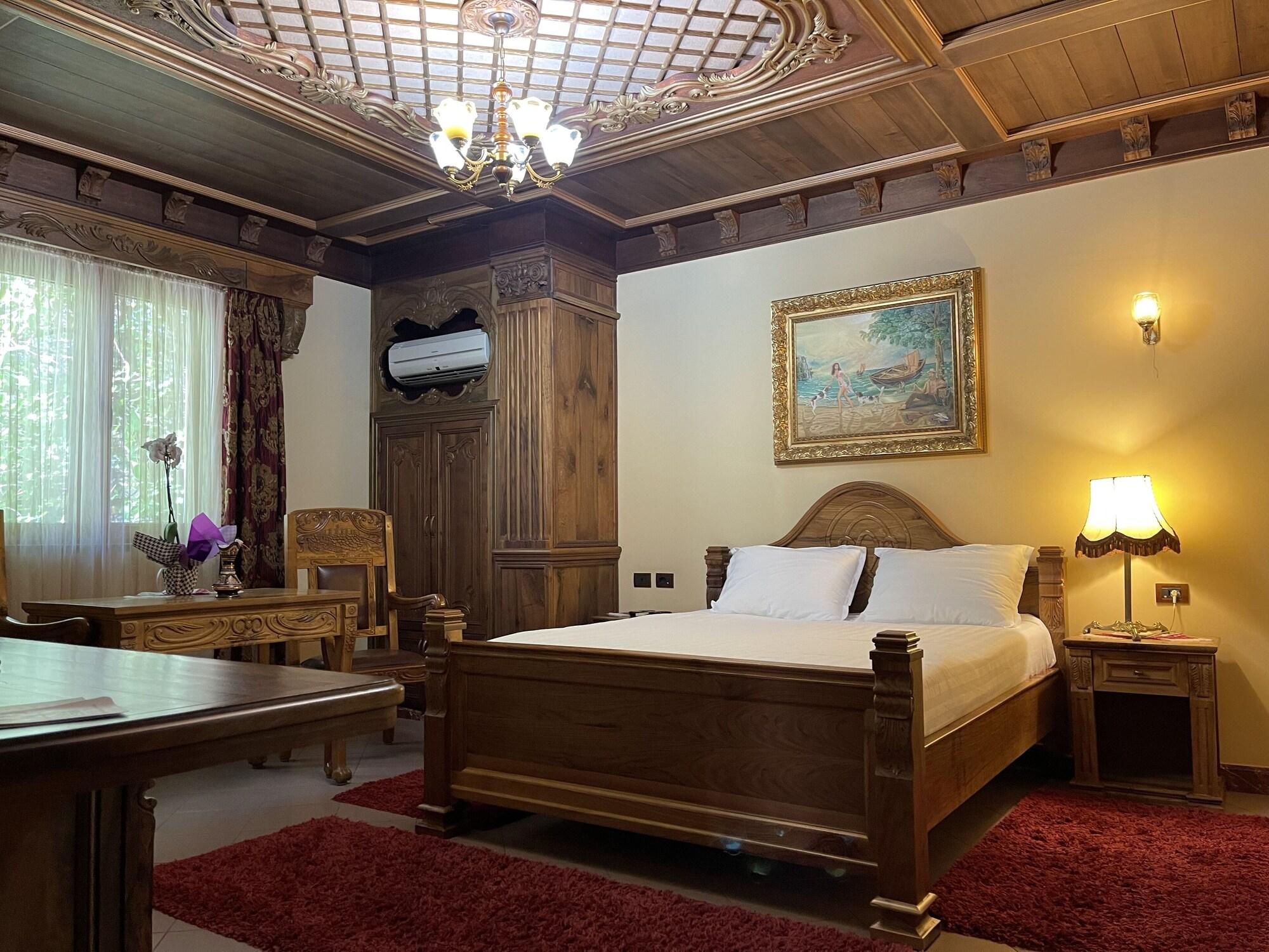 Brilant Antik Hotel ティラナ エクステリア 写真