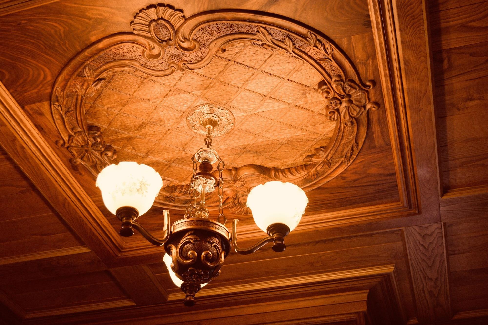 Brilant Antik Hotel ティラナ エクステリア 写真