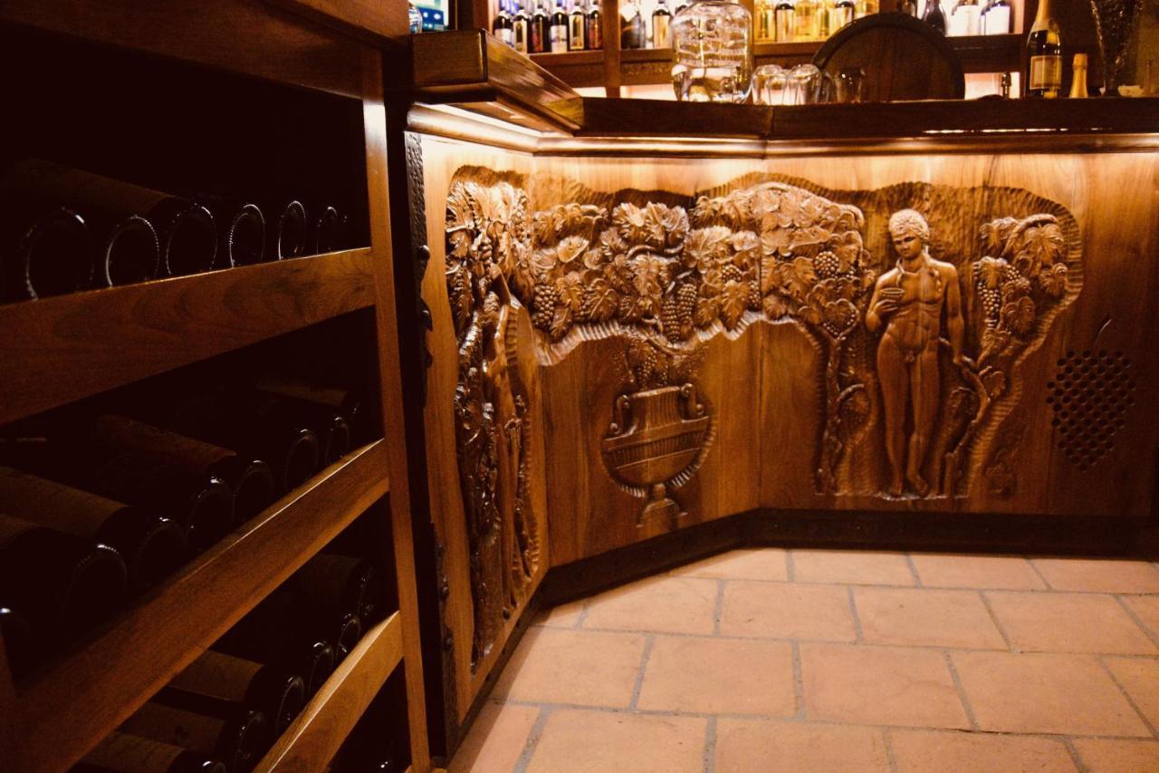 Brilant Antik Hotel ティラナ エクステリア 写真